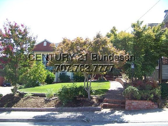 2nd image of 880 Olive St