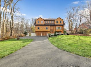 3 Great Meadow Rd, New Fairfield, CT 06811