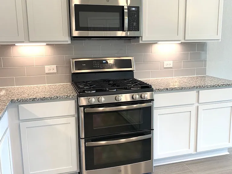 1104 Coulee Dr — Photo 11