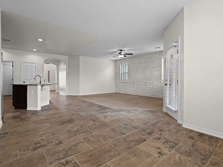 12776 Runway Ave — Photo 14