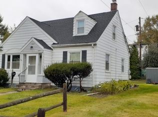 1827 Vauxhall Rd, Union, NJ 07083