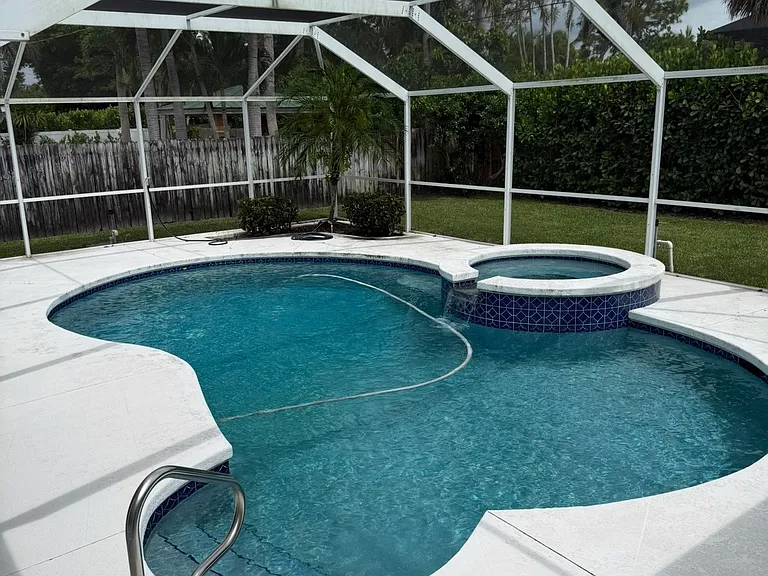 1166 Royal Palm Dr — Photo 13