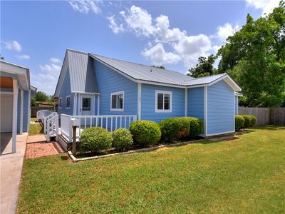1105 Farm St, Bastrop, TX, 78602
