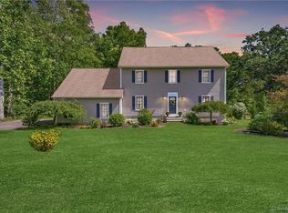 1051 Hoop Pole Rd, Guilford, CT 06437