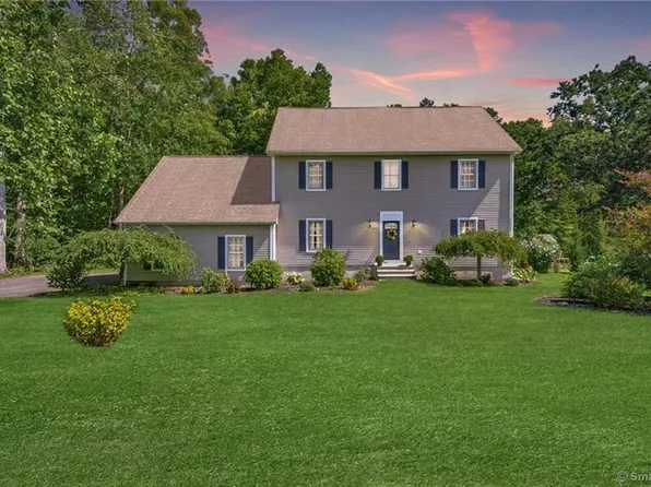 1051 Hoop Pole Road, Guilford, CT 06437