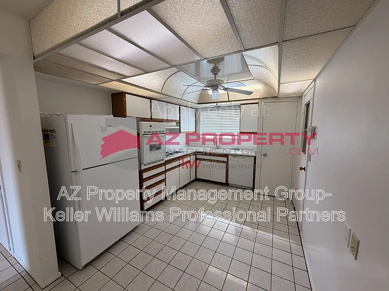 10831 W Deanne Dr — Photo 6