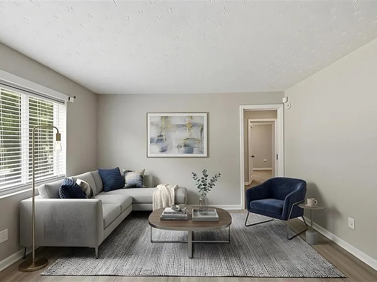 154 Lawton St SW — Photo 6