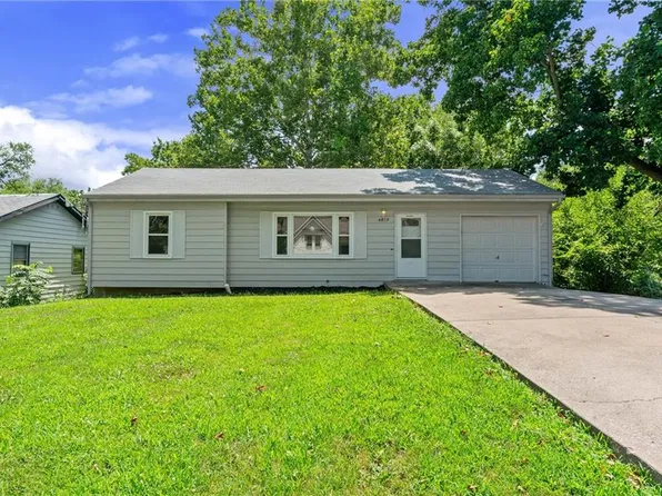 4819 NE 47th St, Kansas City, MO 64117