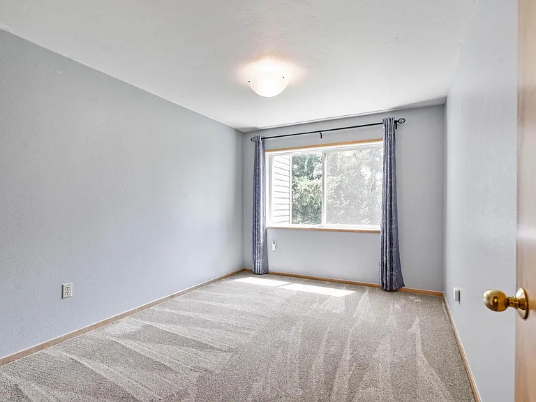 3433 McNary Pkwy #302 — Photo 17