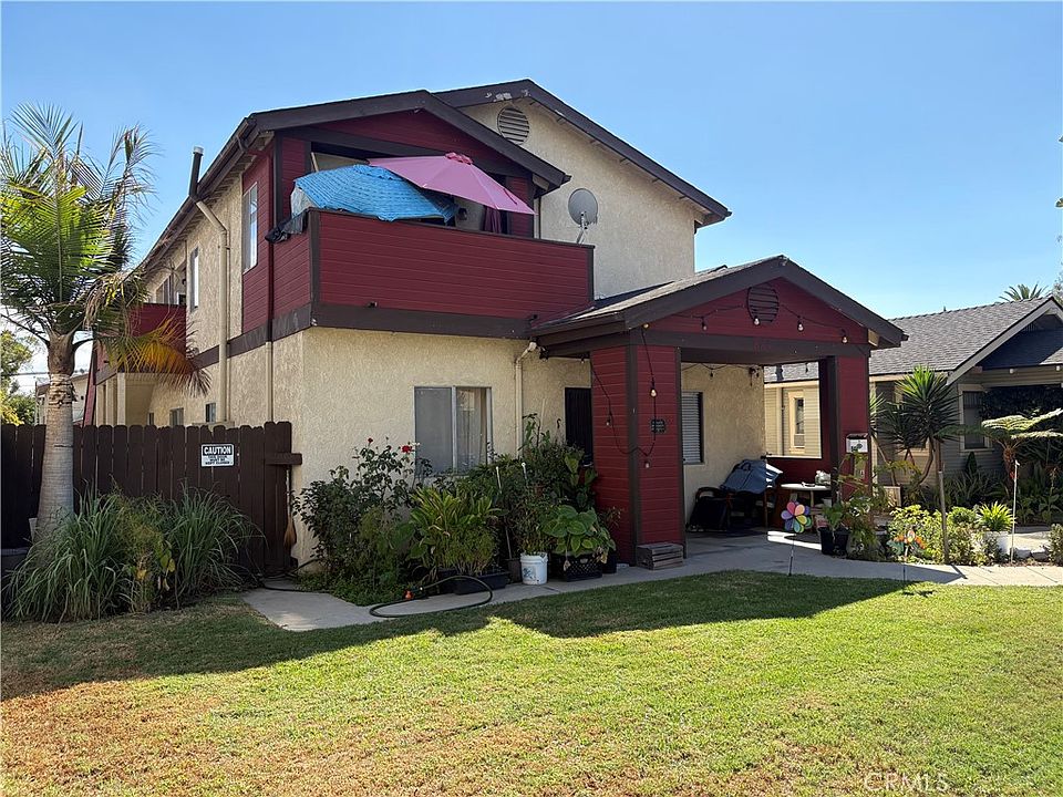 1st image of 844 Loma Ave