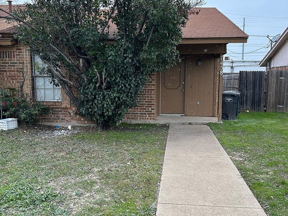 1st image of 7458 Tiffany Meadows Ln