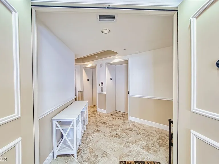 2090 W 1st St #1810 — Photo 6