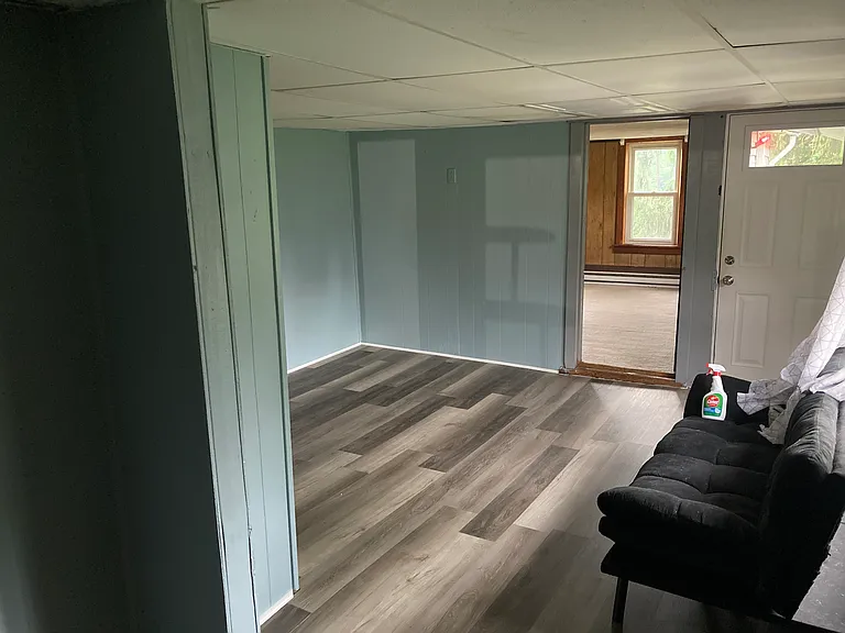 Living room facing the master bedroom!