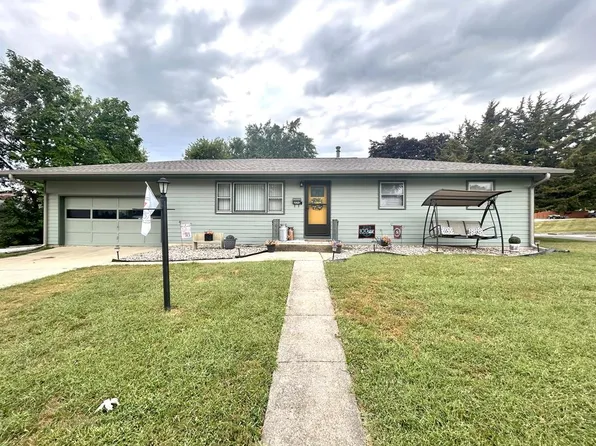 1003 Avalon St, Trenton, MO 64683