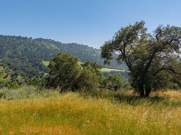 4th image of 0 Thomas St