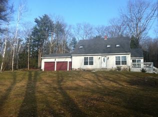 43 Valley Rd, Cumberland, ME 04021