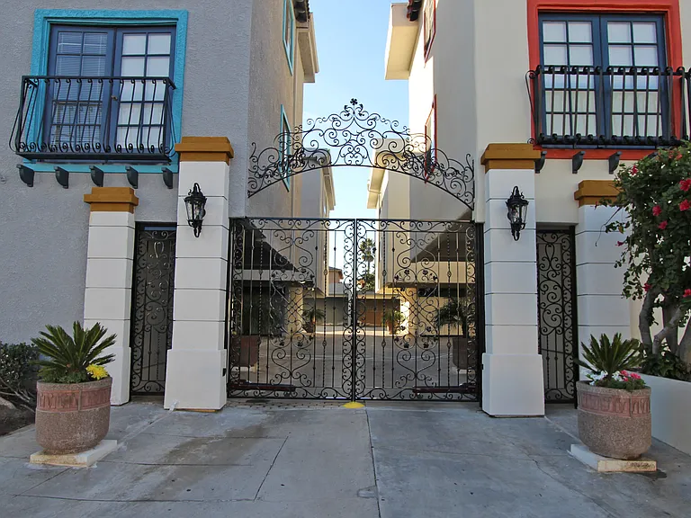 12303 Grevillea Ave — Photo 3