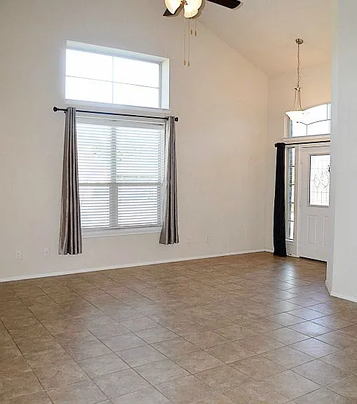400 Stonewall Rdg — Photo 13
