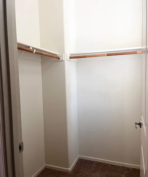 7910 S 42nd Ave — Photo 9