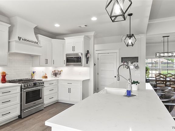 5th image of 11264 Dooley Cir