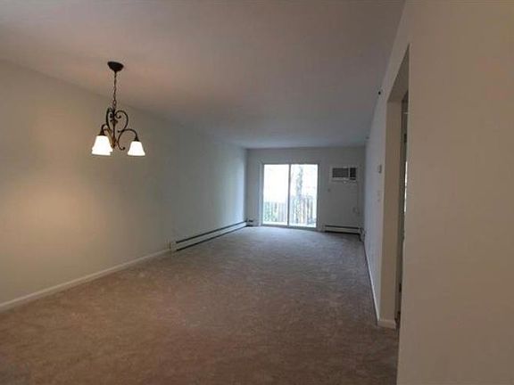 4th image of 130 N Kensico Ave APT 23