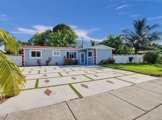 621 NW 179th St, Miami Gardens, FL 33169