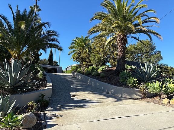 2nd image of 1350 Santa Teresita Dr