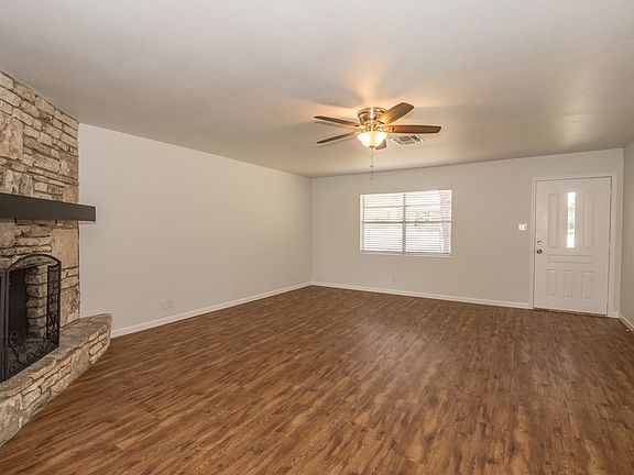 5th image of 331 Broadmoor Dr