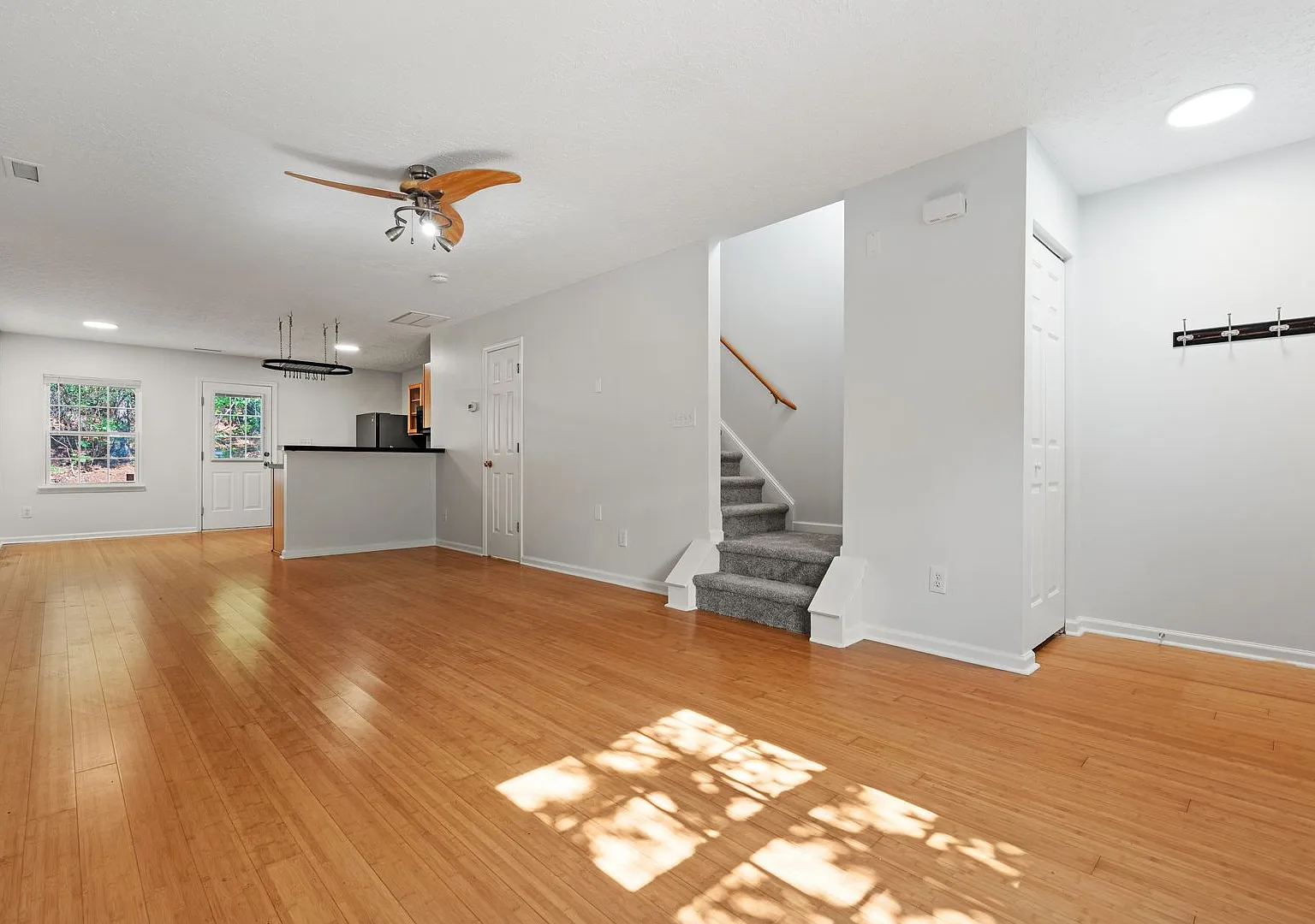 Newly Renovated 2 Bedroom Townhome! Great Location in Durham - Available Now! — Photo 3