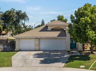 800 Crystal Downs Ct, Bakersfield, CA 93312