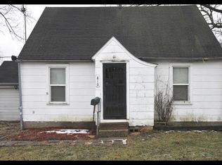 810 Locust St, Macon, MO 63552