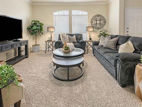 5th image of 305 Holleman Dr E APT 102