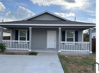 910 Francesca St, Corpus Christi, TX 78405
