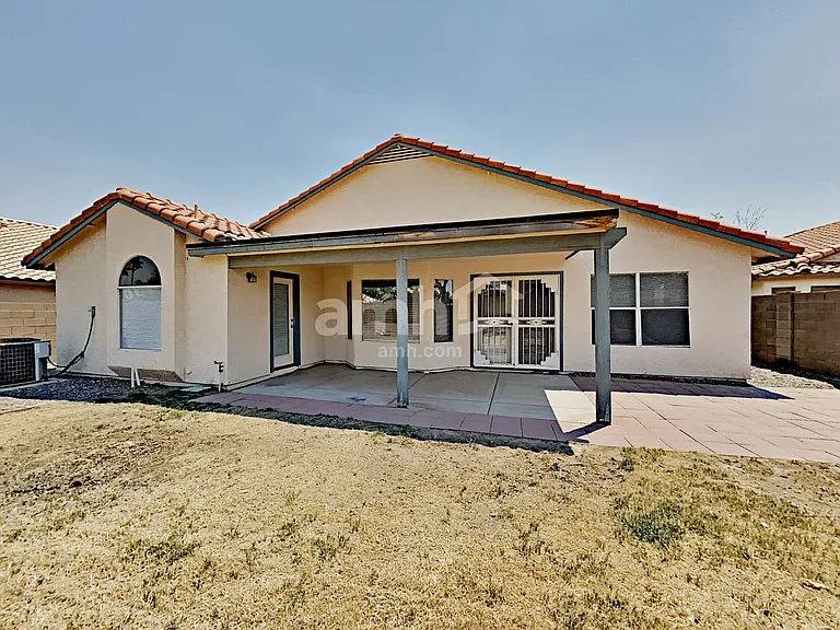 12554 W Holly St — Photo 20