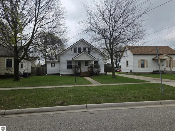 820-822 E Chippewa St, Mount Pleasant, MI 48858