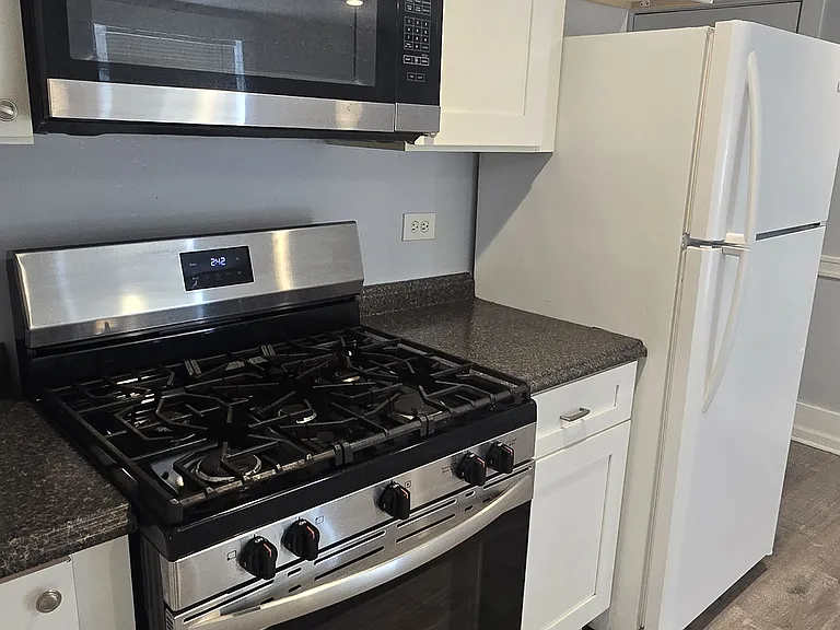 5143 N McVicker Ave #2 — Photo 11
