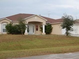 409 Capeador St NW, Palm Bay, FL 32907