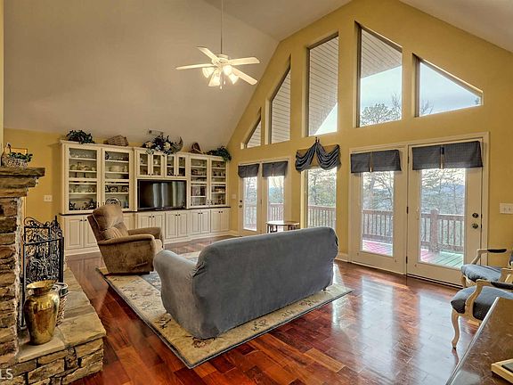 4th image of 95 Knobby Crest Ln