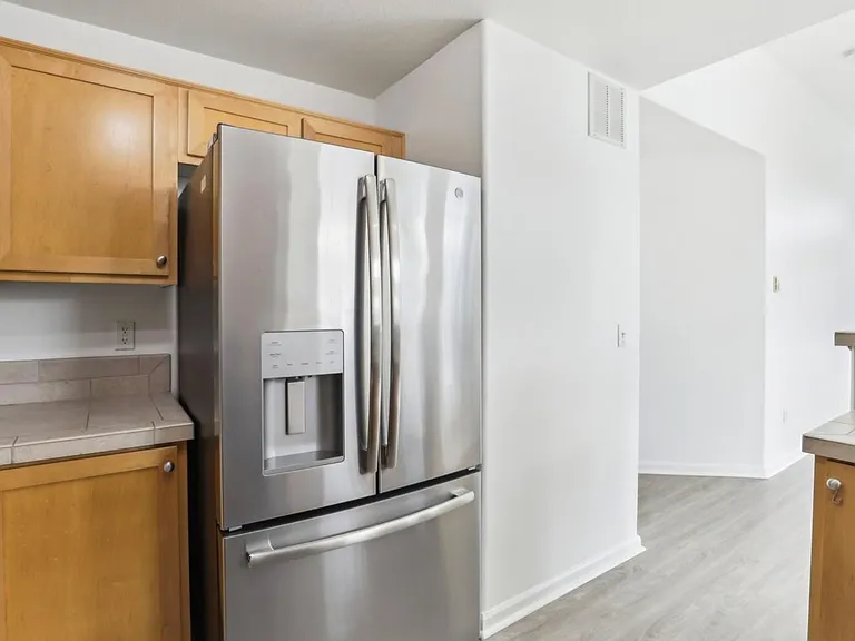 15120 SW Mallard Dr #204 — Photo 10
