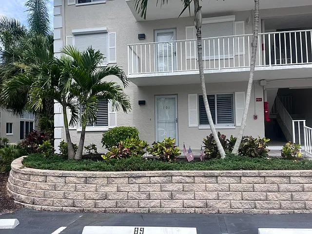 3012 Sandpiper Bay Cir #D101 — Photo 12