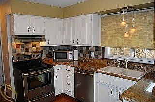 4th image of 45557 Leighwood Ct
