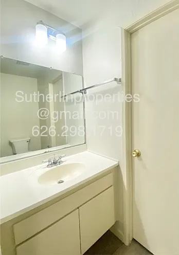 1425 E Orange Grove — Photo 25