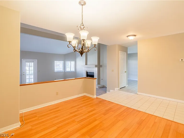 2761 Laguna Shores Ln — Photo 5