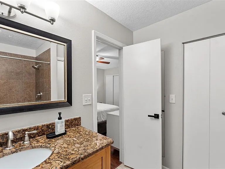 2517 W Tennessee Ave — Photo 26