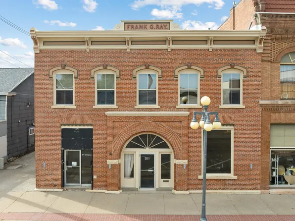 511 1st Ave, Vinton, IA 52349