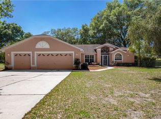 9024 E Sweetwater Dr, Inverness, FL 34450