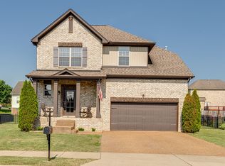 106 Philadelphia Pl, Hendersonville, TN 37075