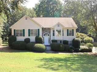 5885 Sarah Orr Ln, Cumming, GA 30040