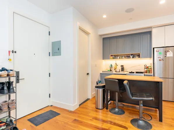 374 Throop Ave APT 2A, Brooklyn, NY 11221