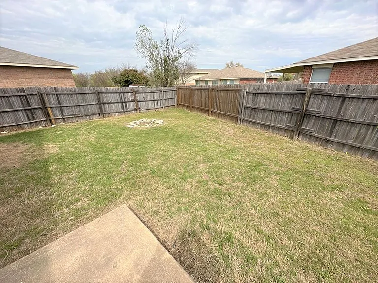 1000 Bluff Meadow Cv — Photo 20